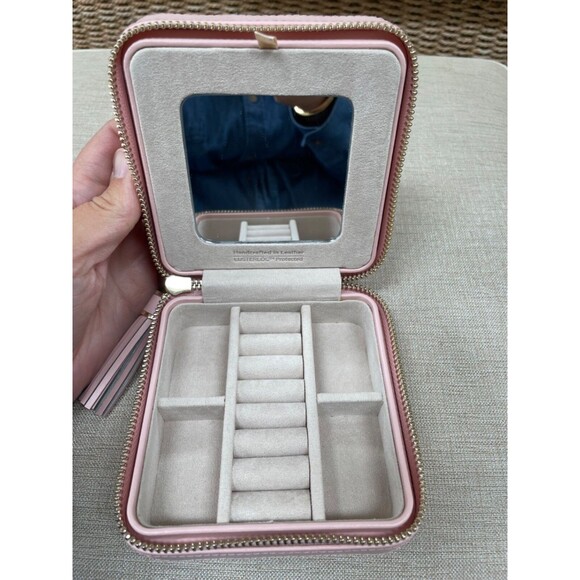 Wolf Rose Quartz Caroline Travel Zip Jewelry Case - Picture 5 of 8